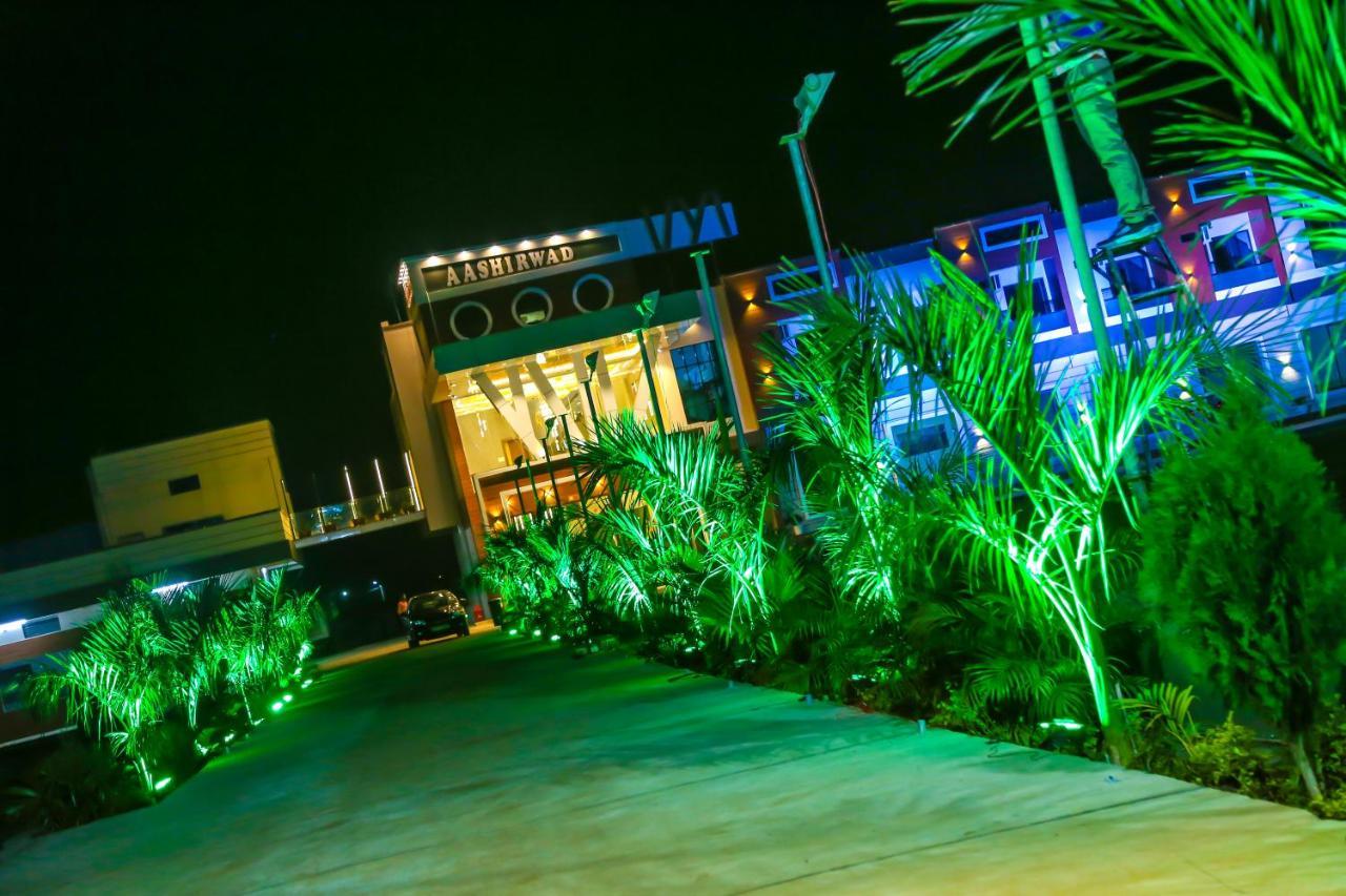 Aashirwad Hotels & Resort Shamgarh エクステリア 写真