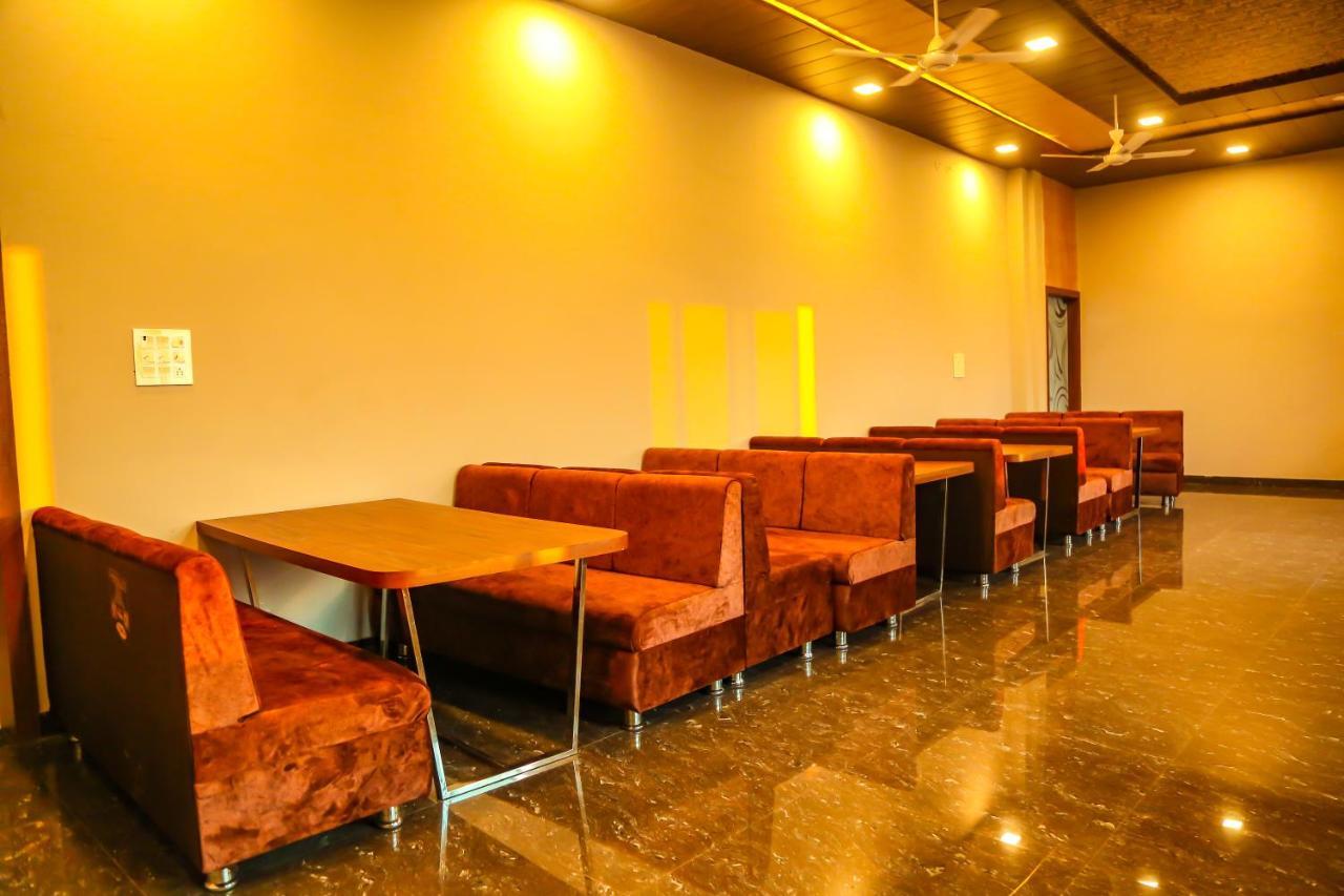 Aashirwad Hotels & Resort Shamgarh エクステリア 写真
